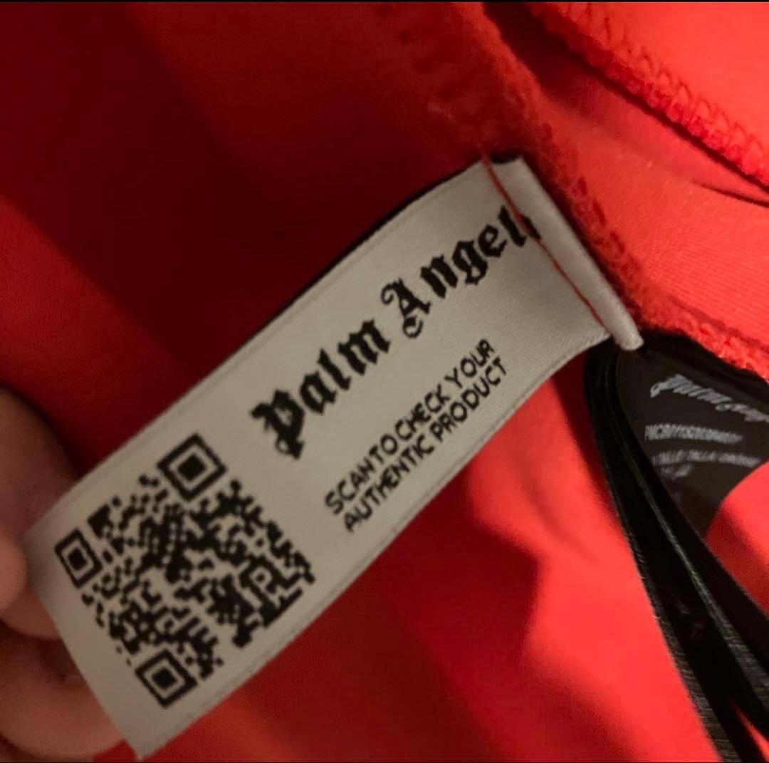 Palm Angels 上のみ