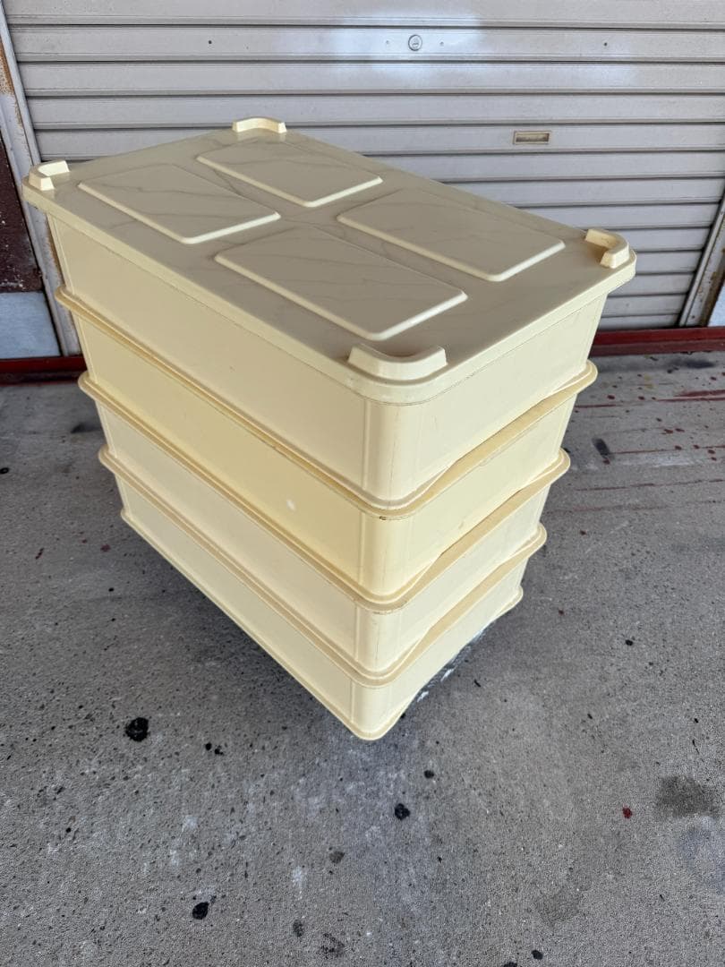 4個　リス　パンコンテナー　特大型　深　蓋1個付き　コンテナー　番重　㉑