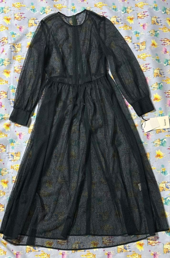専用新品　kaene カエン　長袖ワンピース　幾何学チュールワンピース　総レース