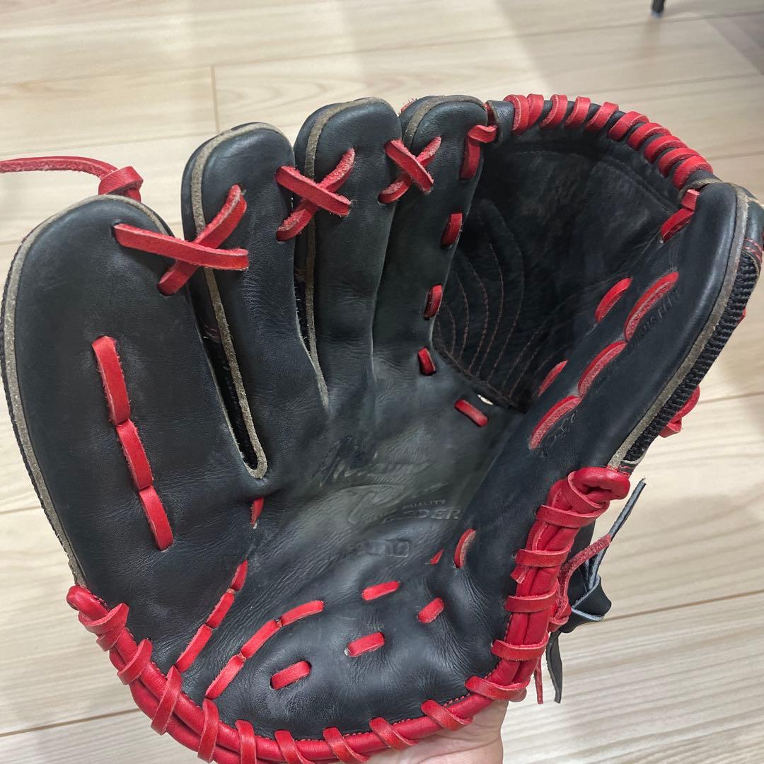 Mizuno/軟式グローブ/左投げ/黒/赤