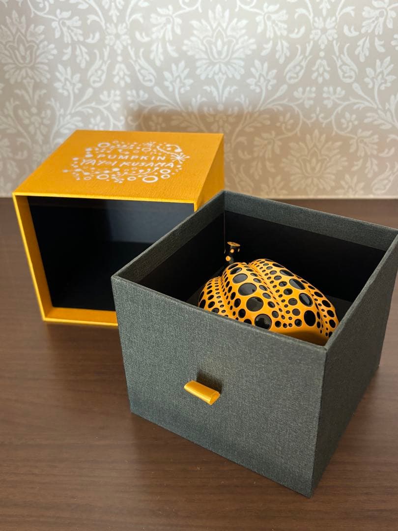 草間彌生　パンプキン　オブジェ　 松本市美術館購入