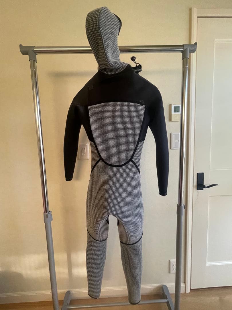 ジャージセミドライneedessentials 真冬最強 XS 6m/4m/3m