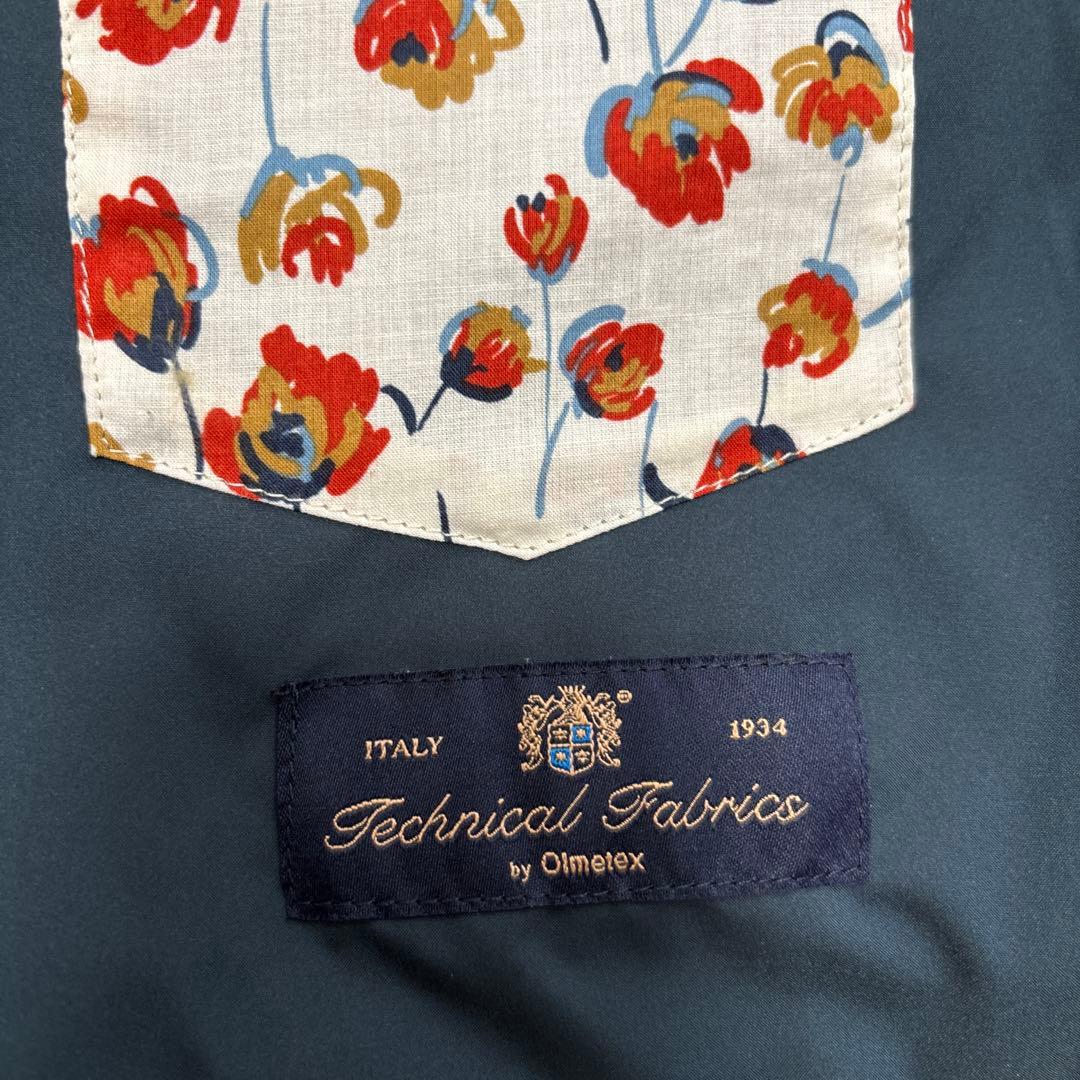 パラスパレス　ダウンベスト