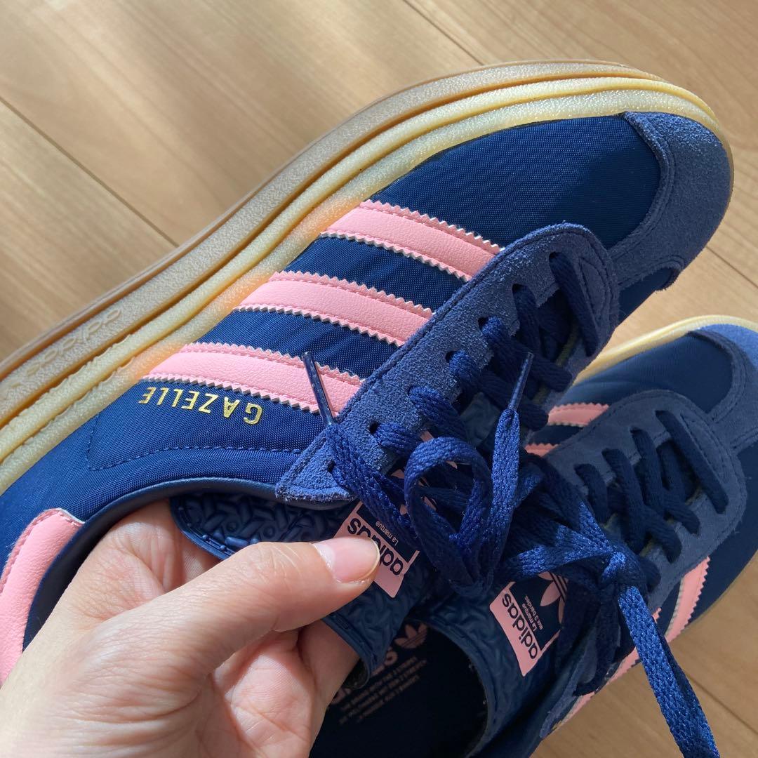 adidas Gazelle ネイビー/ピンク スニーカー　サイズ23
