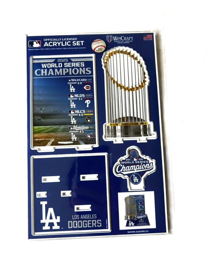 ドジャース ワールドチャンピオン記念 アクリルスタンド トロフィー 対戦成績付