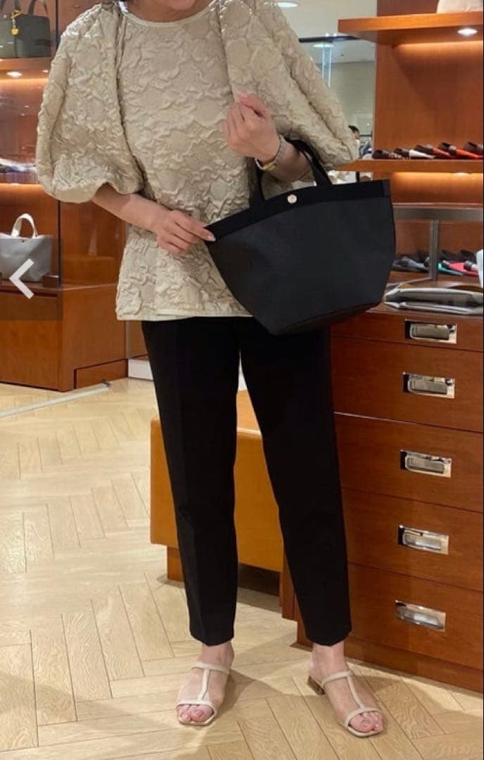 【専用】エルベシャプリエ　707GP ノワール　黒　Mサイズ　舟型　グリーンタグ