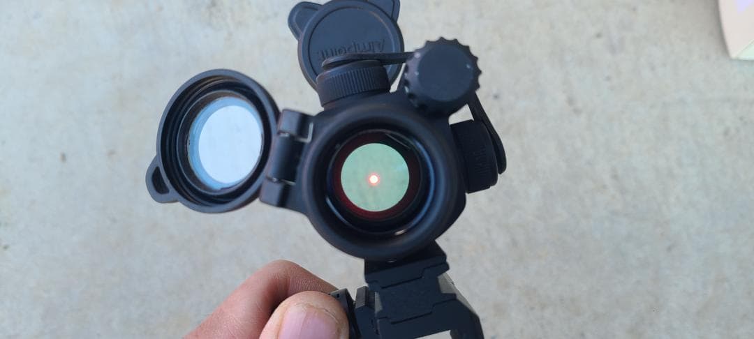 実物　Aimpoint PRO