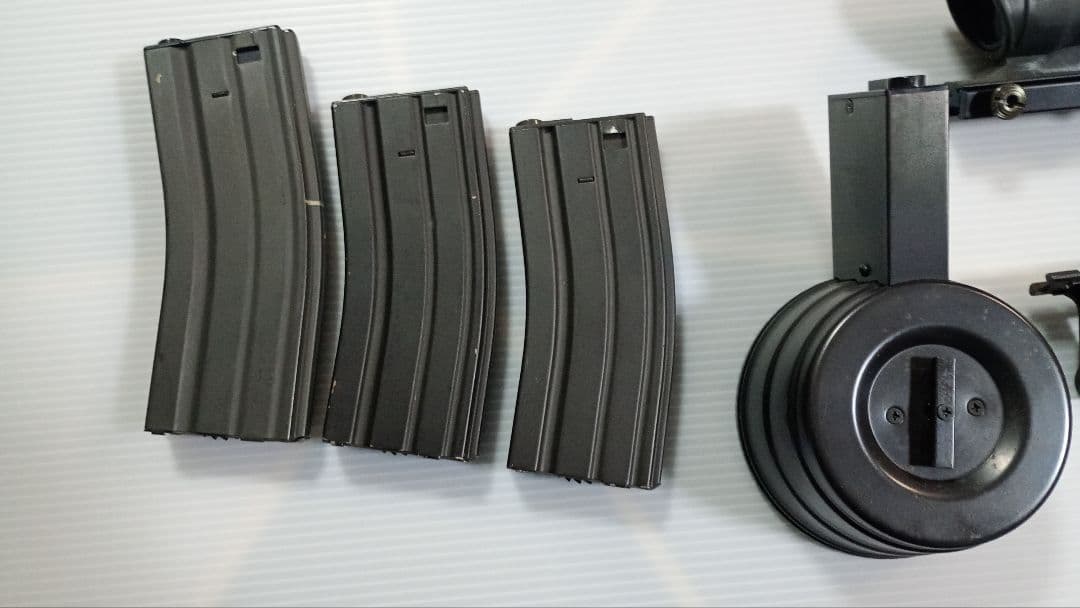 東京マルイ製 SR-16 M4 カービン（メタルフレーム仕様）