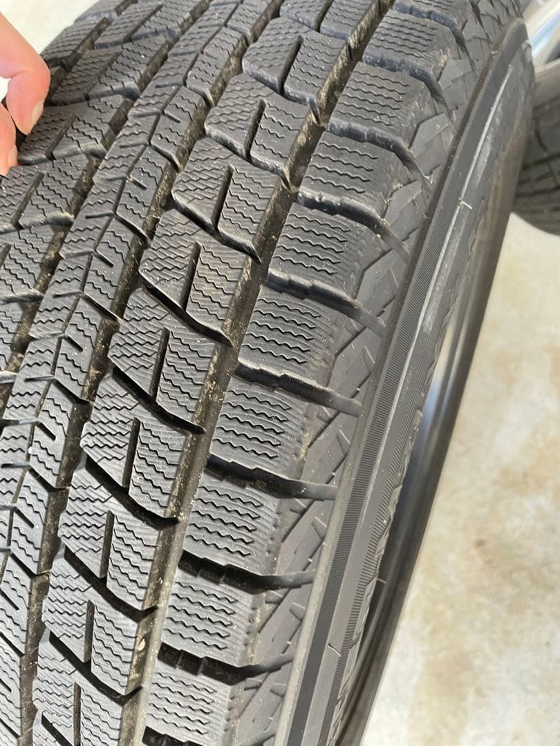 スタッドレスタイヤ4本　17インチ