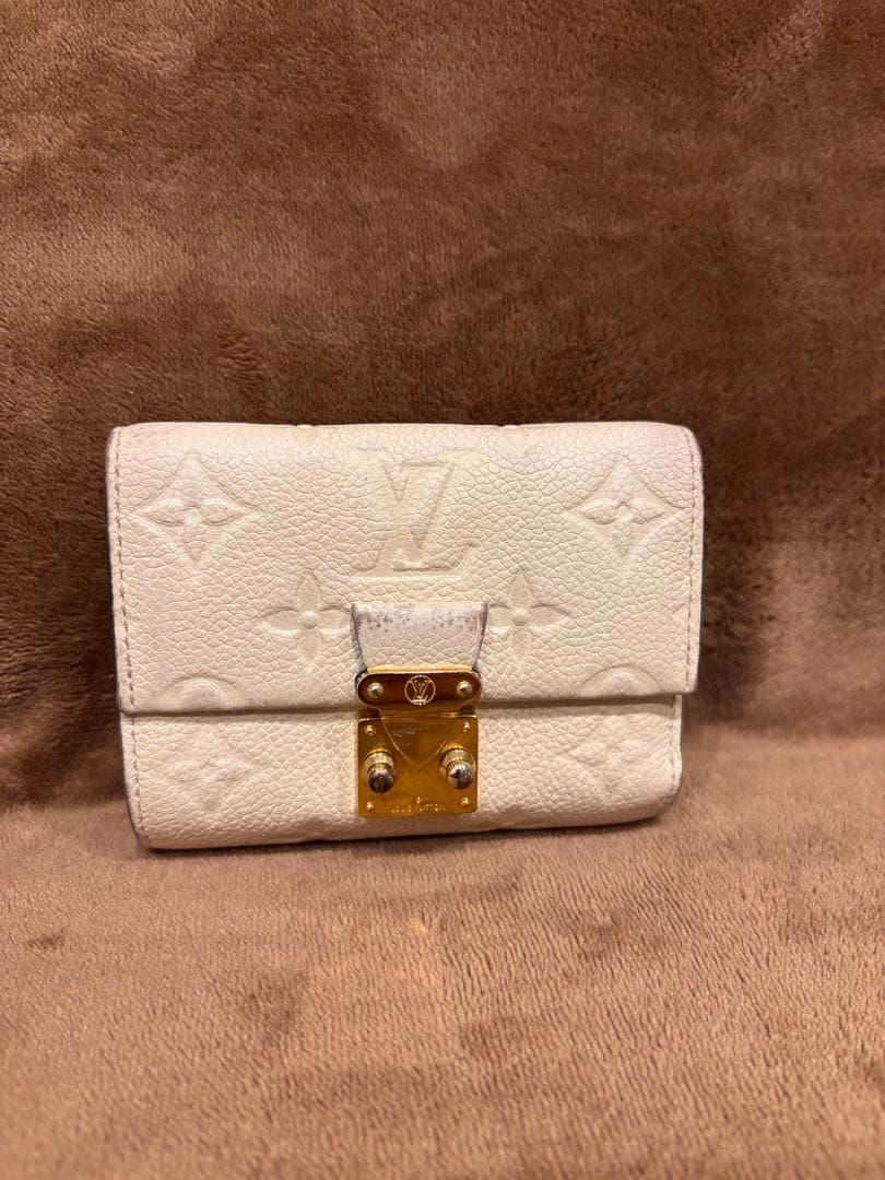 【Louis Vuitton】三つ折り財布 ホワイト