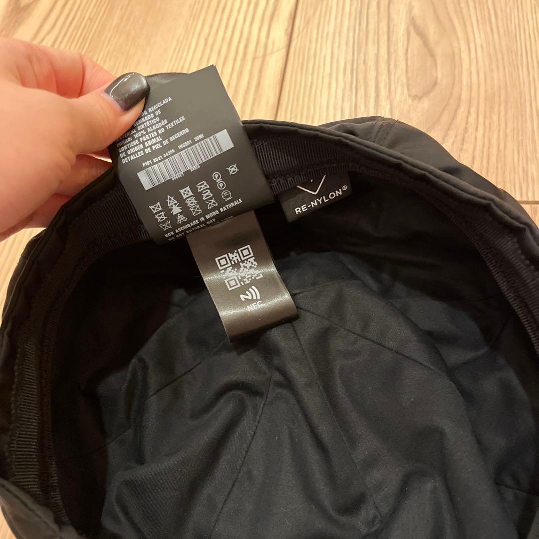 美品！プラダ　キャスケット