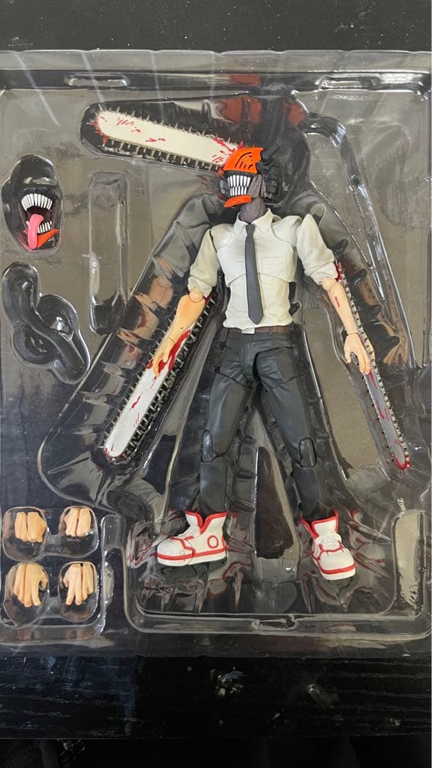 SH Figuarts チェンソーマン フィギュア