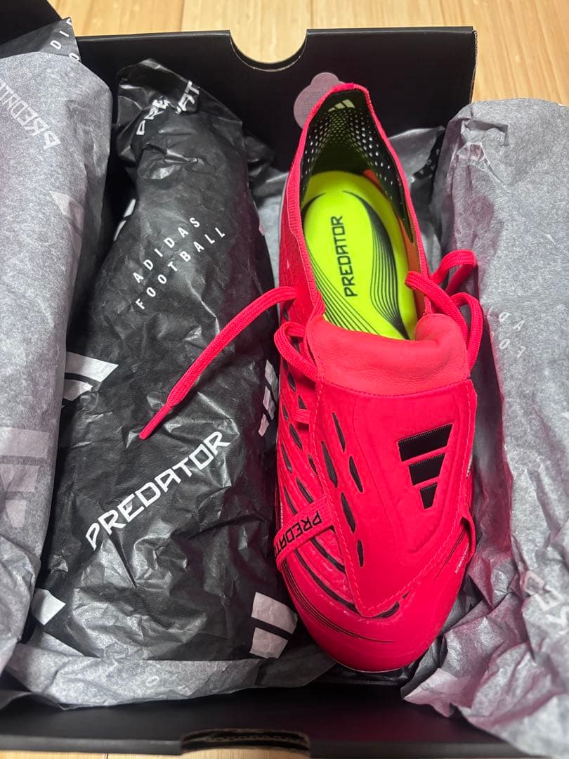 アディダス　プレデターエリートFT AG