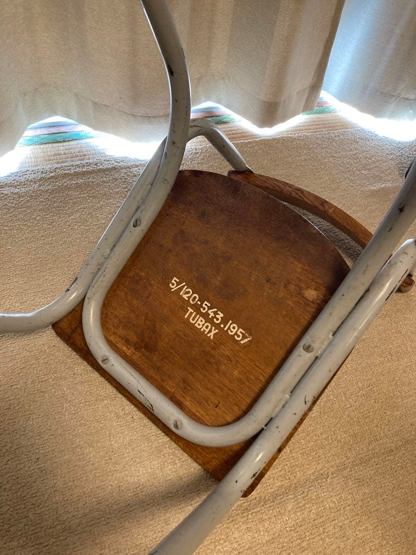 ①くすみグレー　アンティーク　チューバックス　ベルギー　スクール　チェア　椅子