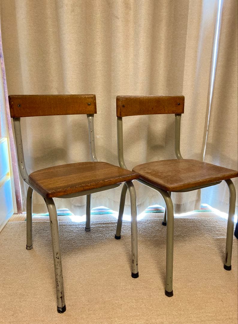 ①くすみグレー　アンティーク　チューバックス　ベルギー　スクール　チェア　椅子