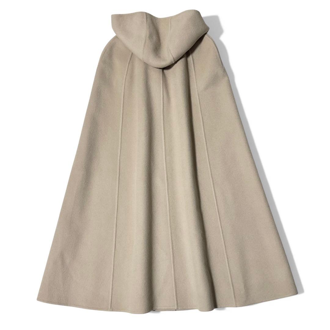 新品タグ付き✨️定価8.6万　BEIGE，ベイジ　ケープ リバーコート　ベージュ