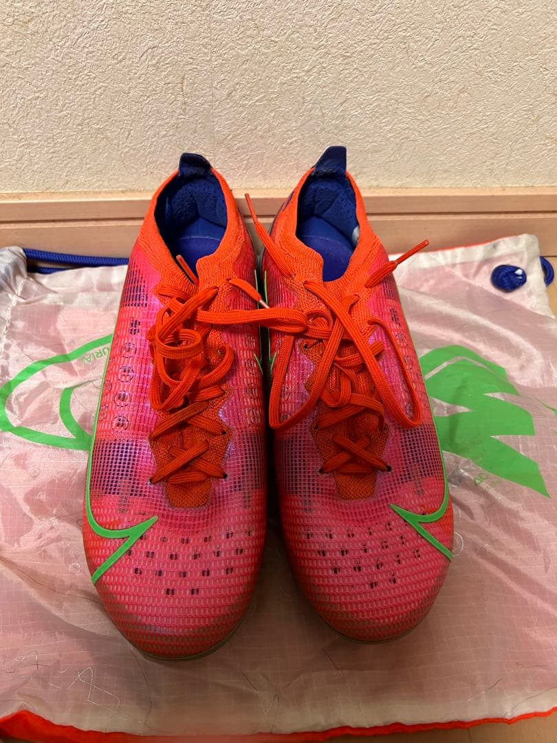 ナイキ マーキュリアルヴェイパー14 SG