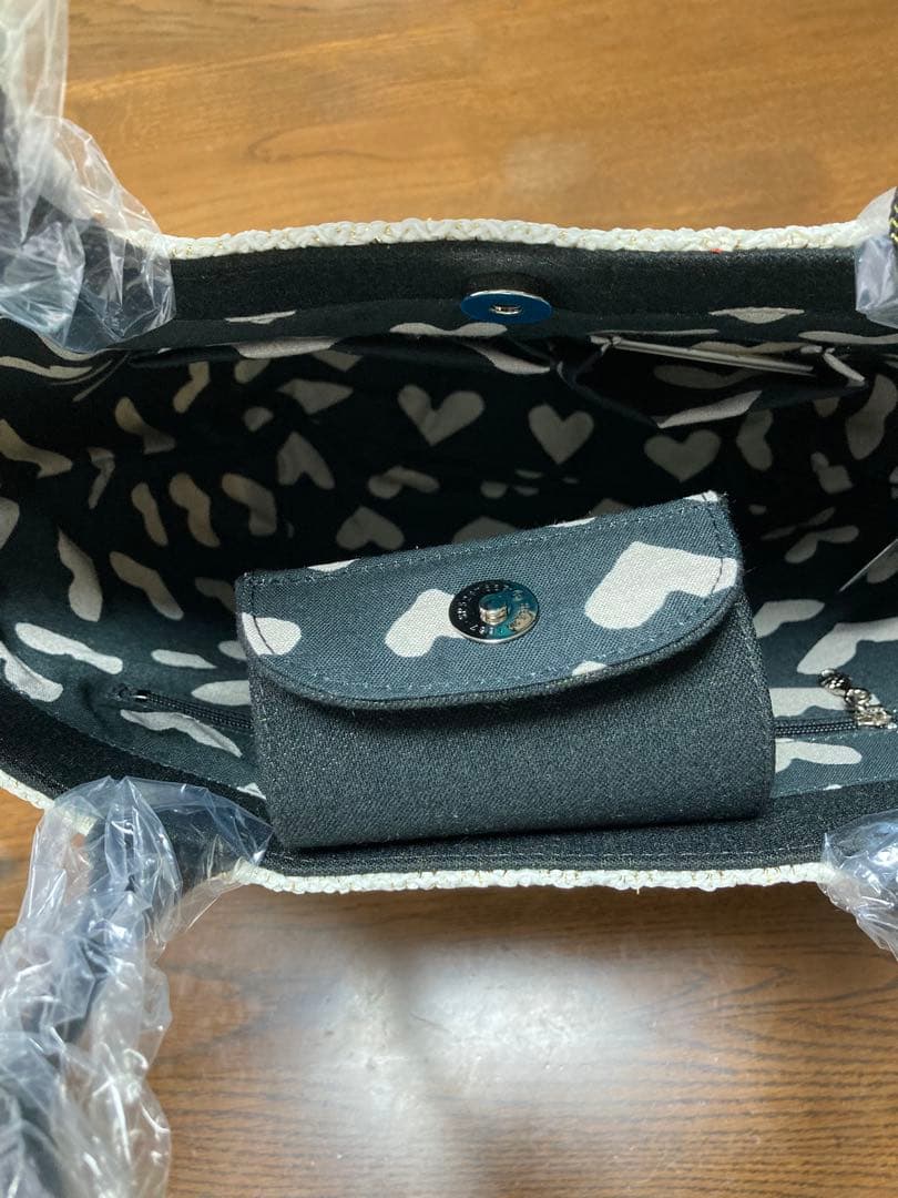 【お値下げ】新品未使用　Think bee! Just Heart かごバッグ