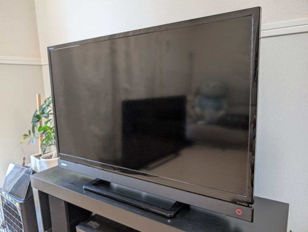 TOSHIBA 32インチ液晶テレビ 32S21