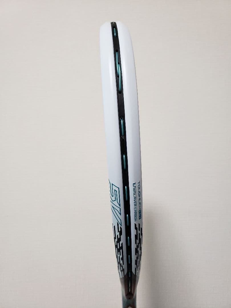 YONEX　Ｆレーザー５V　カスタムフィット