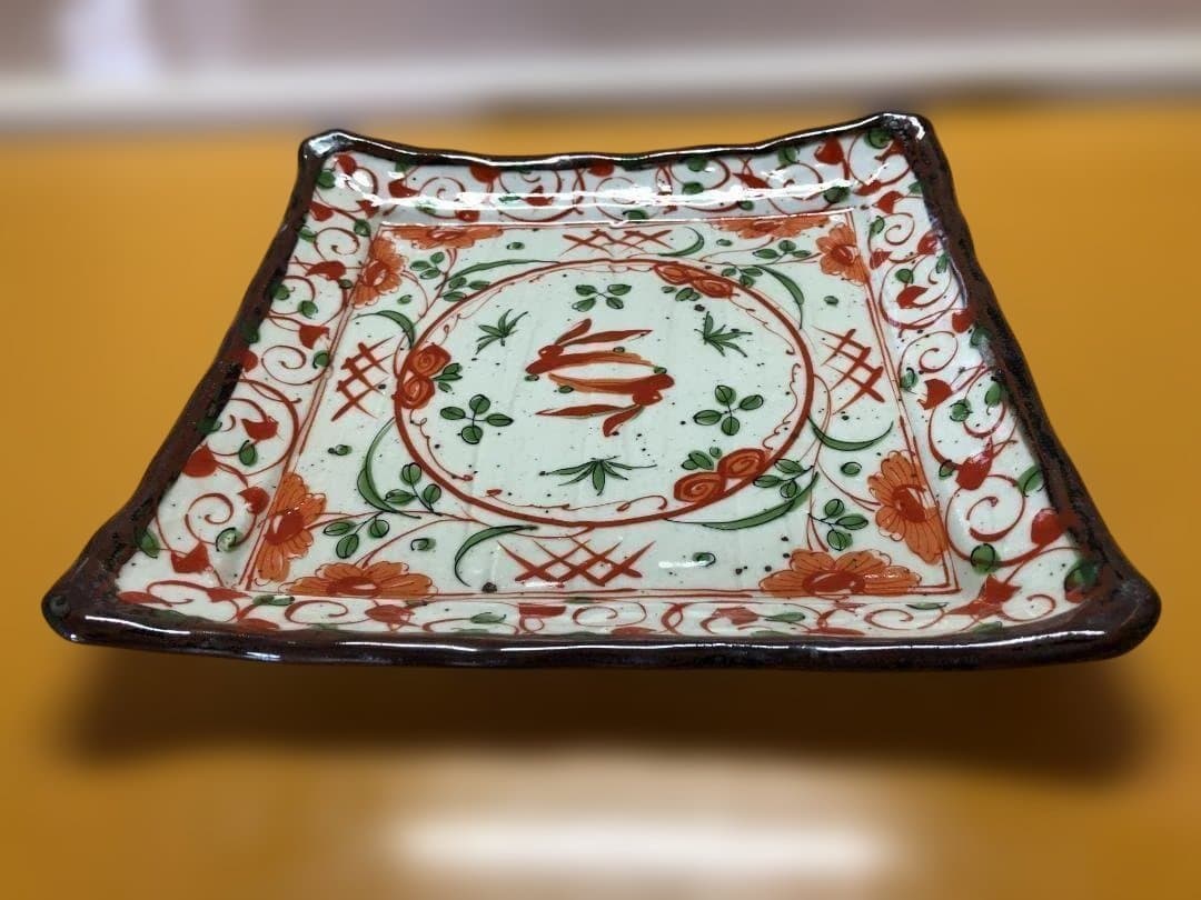 九谷焼 手描赤絵兎四角”大皿” 5客 ※バラ売り・アソート売り可