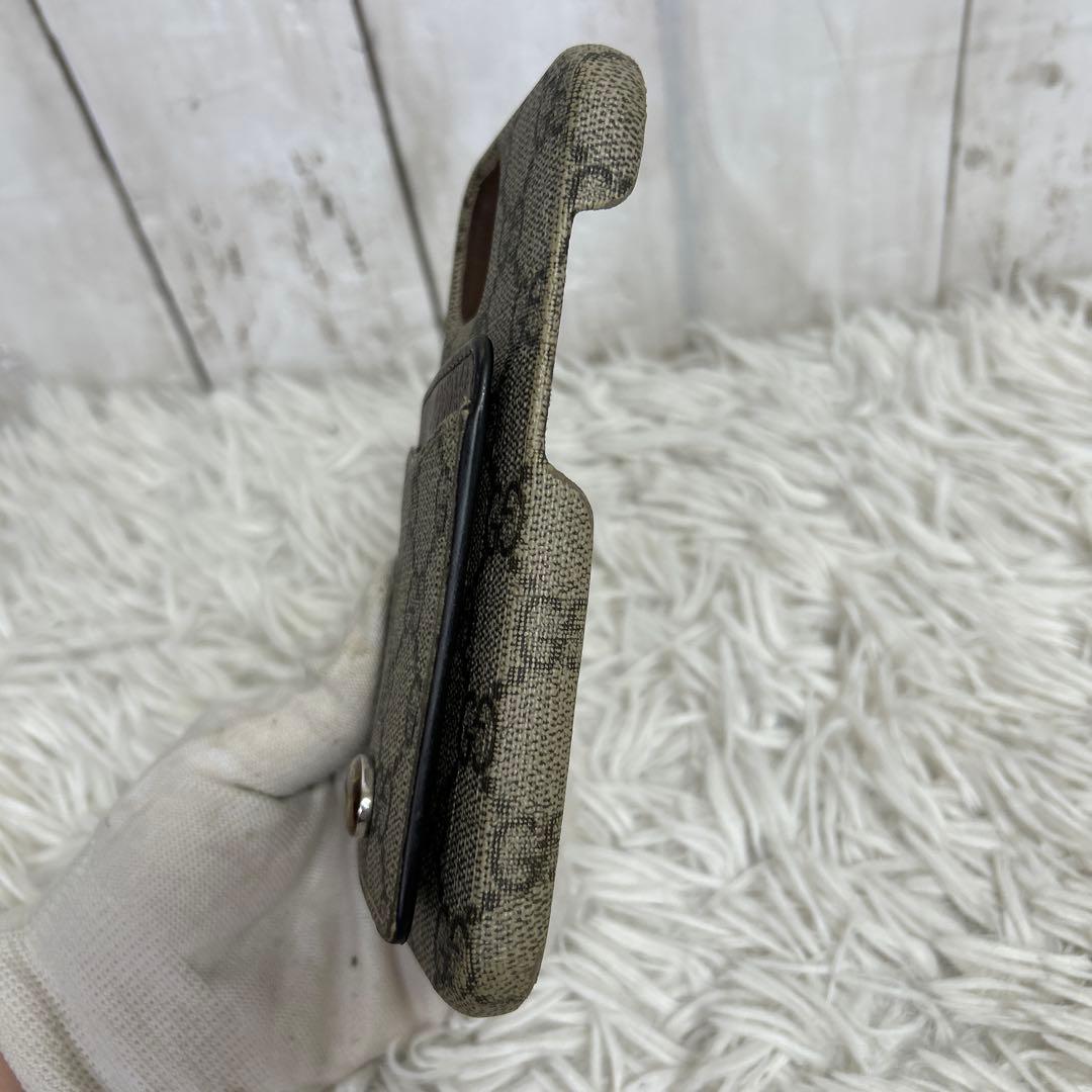 GUCCI インターロッキング　GGスプリーム　iPhoneケース　レザー