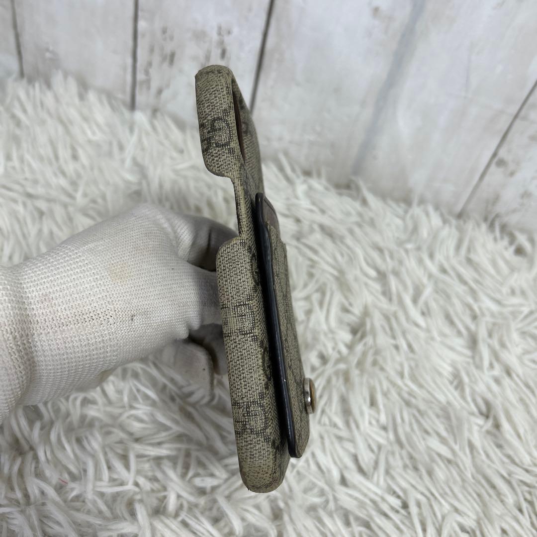 GUCCI インターロッキング　GGスプリーム　iPhoneケース　レザー