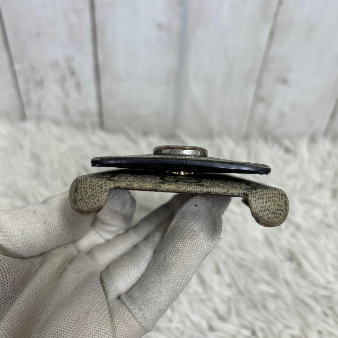 GUCCI インターロッキング　GGスプリーム　iPhoneケース　レザー