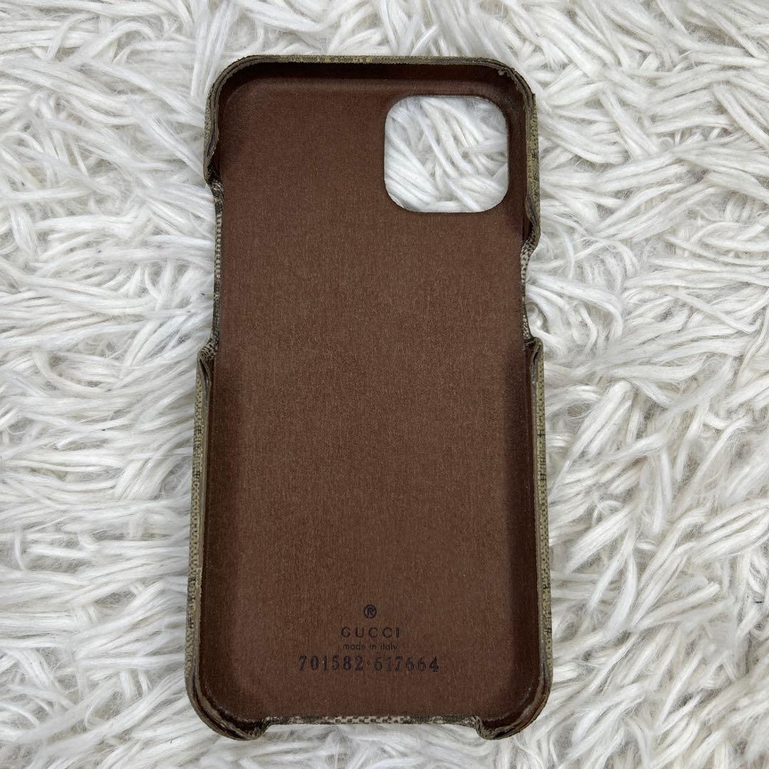 GUCCI インターロッキング　GGスプリーム　iPhoneケース　レザー