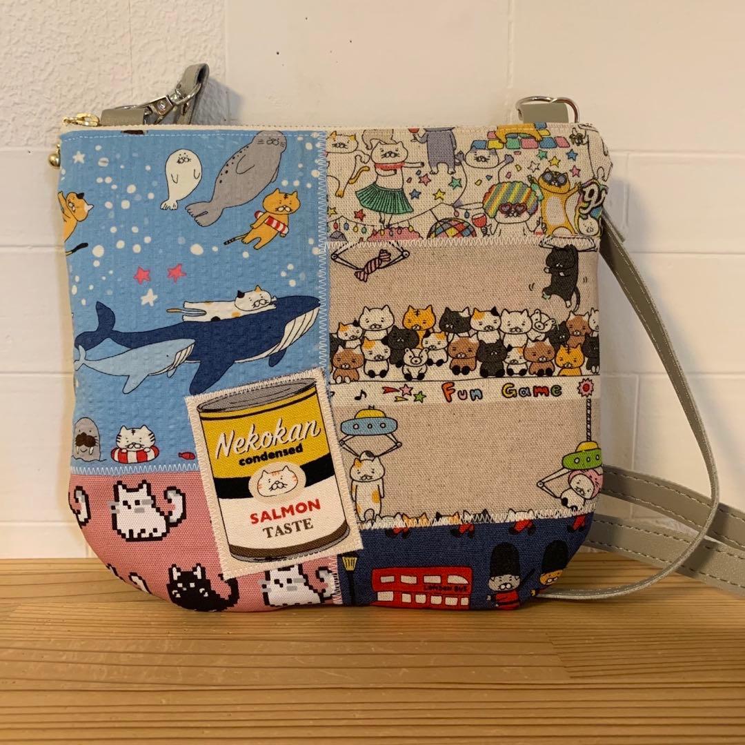 感謝価格　SALE 猫柄　巾着袋　人気　小物入れ　おやつ入れ　ハンドメイド