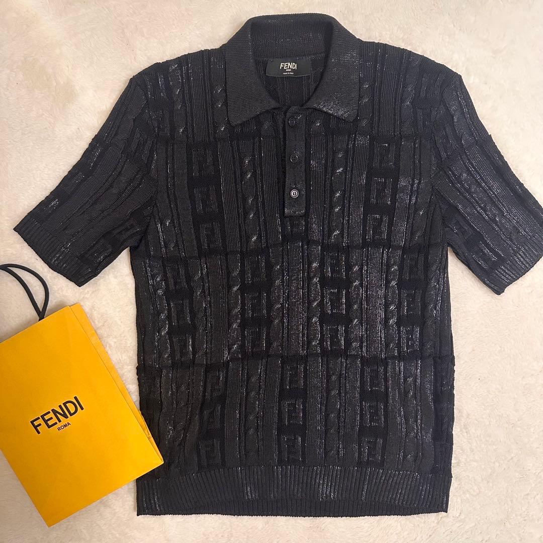 FENDI ブラック ロゴポロシャツ　ニット生地