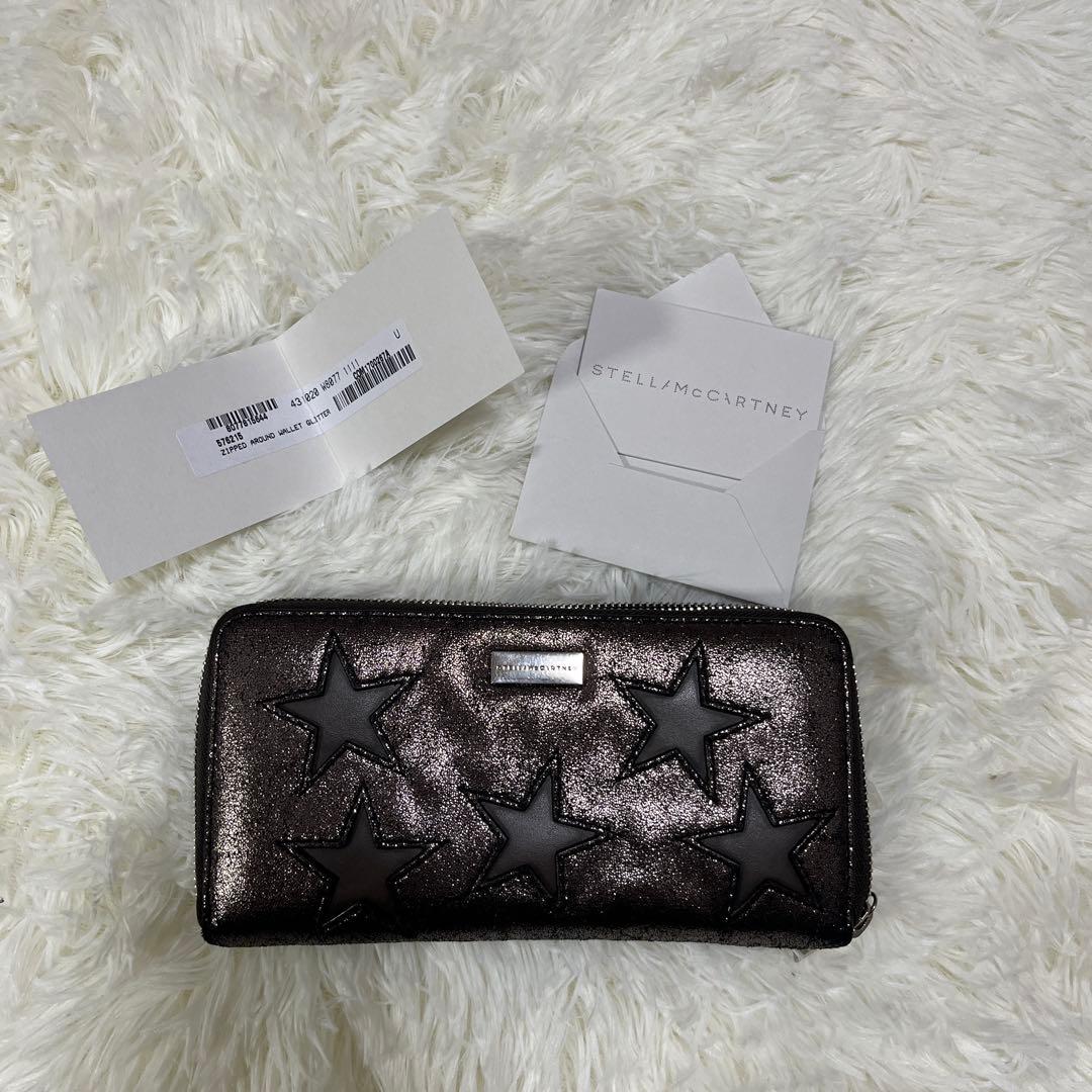 【新品】✨STELLA McCARTNEY ✨星柄エンボス 長財布