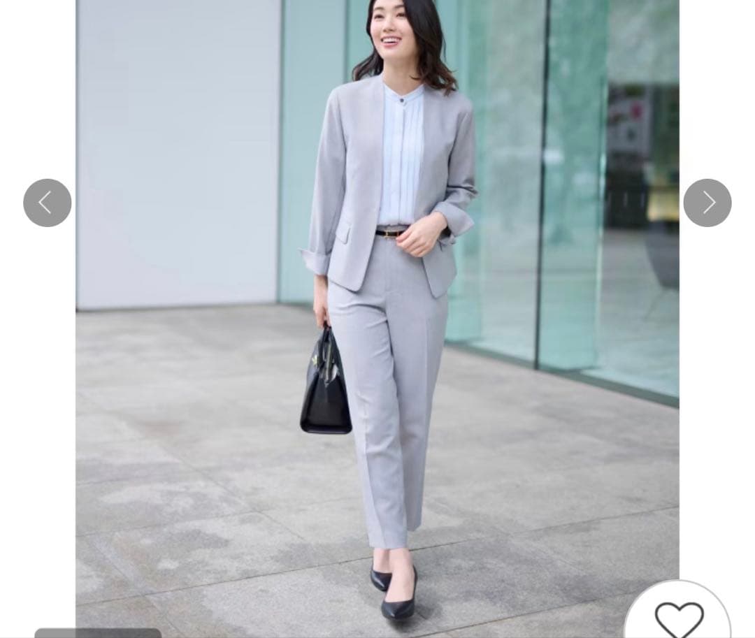 新品　アンタイトル　スカート スーツ　ライトグレー系orライトベージュ系　XS