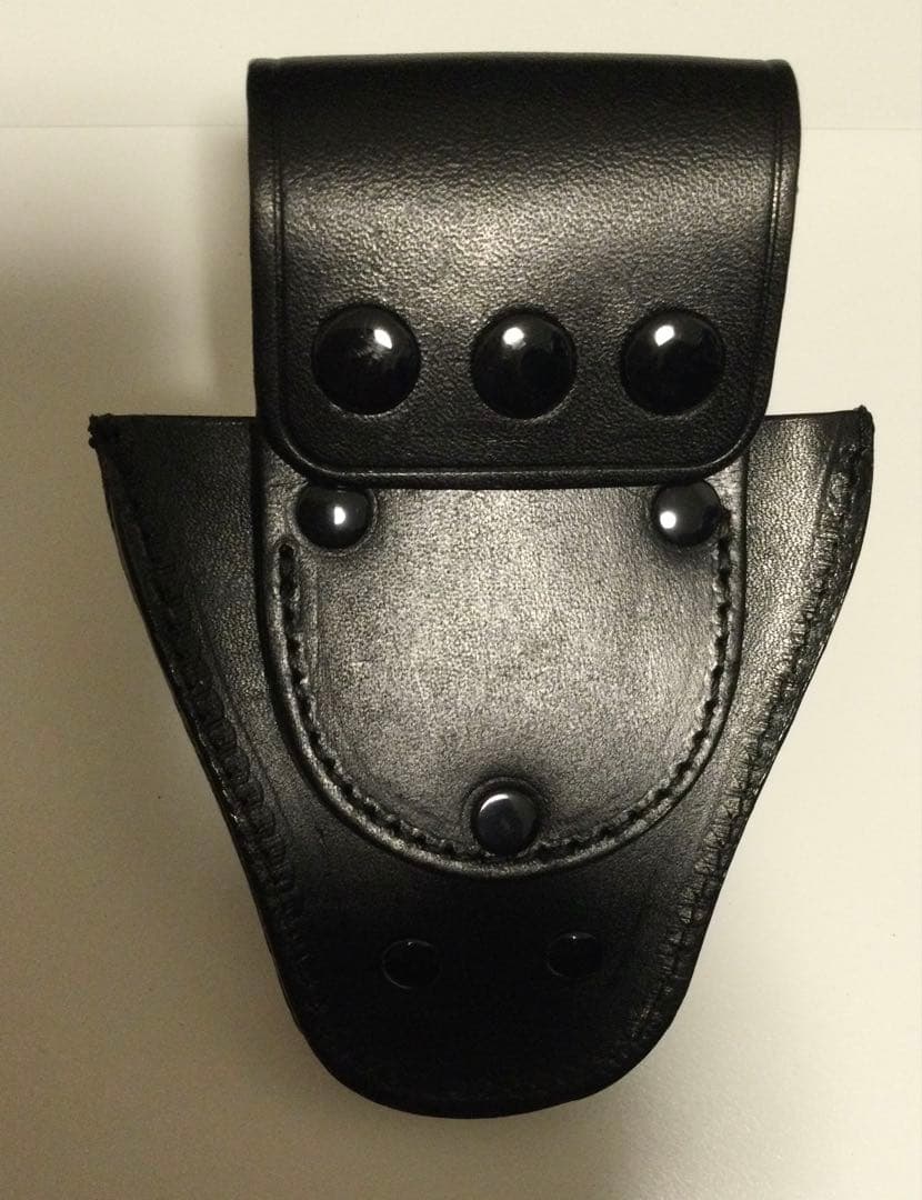 本店タイプ手錠ケース　手錠　定期入れ黒色茶色紐付き4点セット