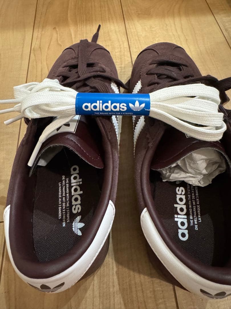 ADIDAS アディダス STADT シュタット JR9553 25センチ
