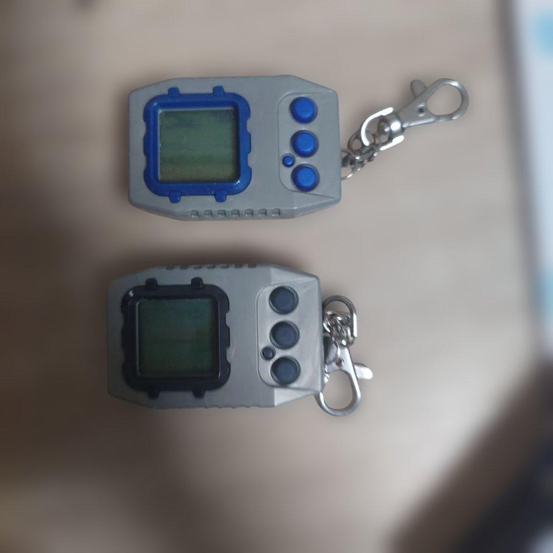 ア*ァ様 デジタルモンスター デジモンペンデュラム ver.20th　2個セット