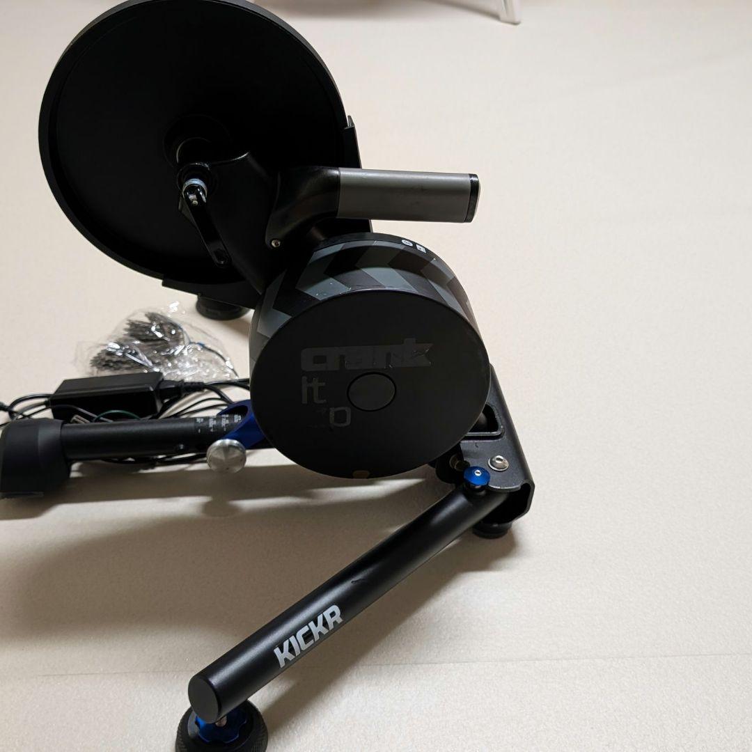 【室内トレーナー】Wahoo KICKR v5 ローラー台 zwift