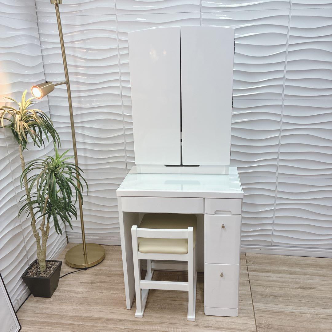 ◇大阪府 神戸市 配達料無料！◇ニトリ◇三面鏡ドレッサー◇チェアセット◇