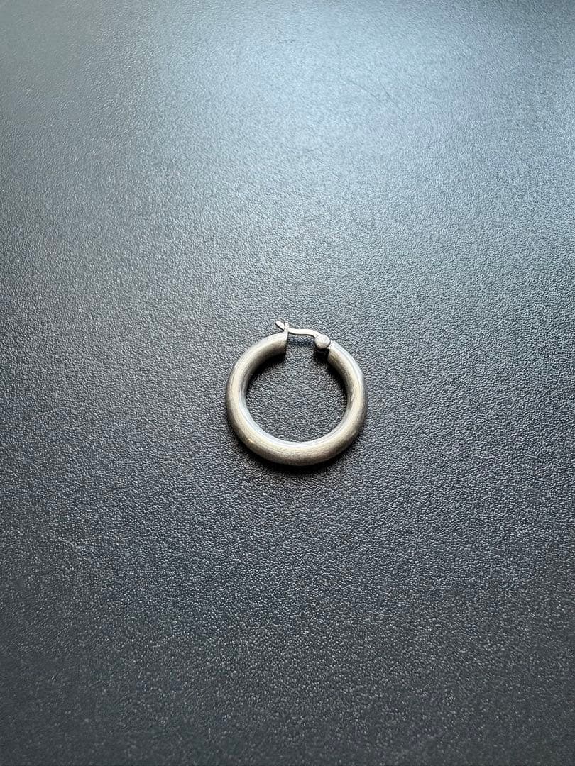 TOM WOOD フープピアス 片耳用