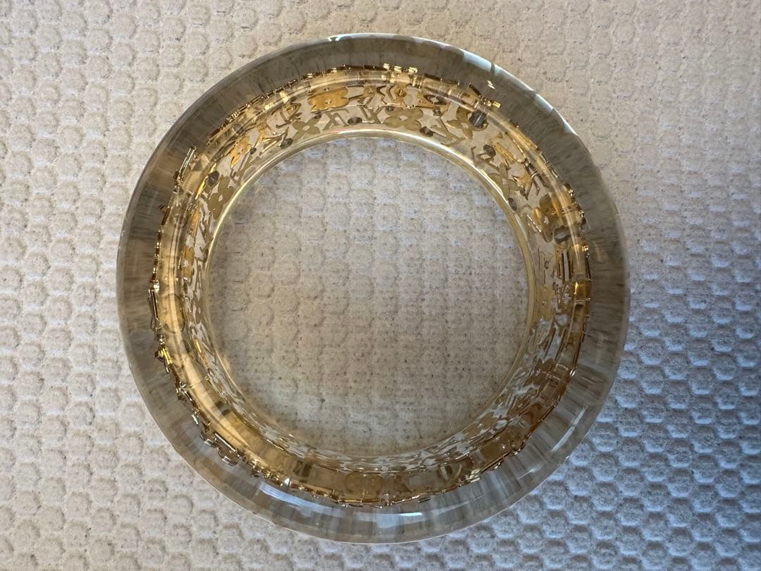 ルイヴィトン　透明 金色 ロゴ バングル　※発送可能な期間にご注意下さい