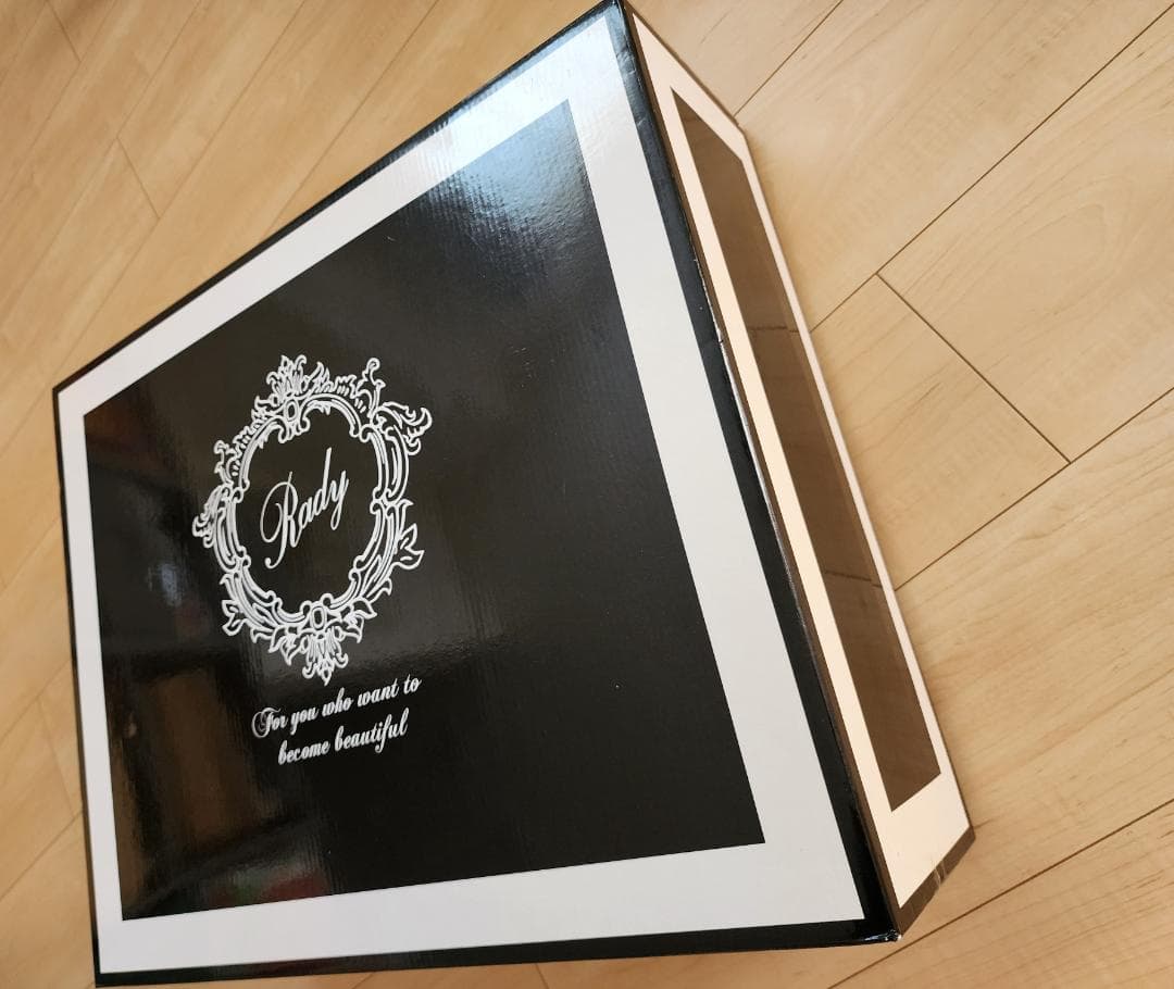 Chanさん専用。Rady フラワー柄 毛布