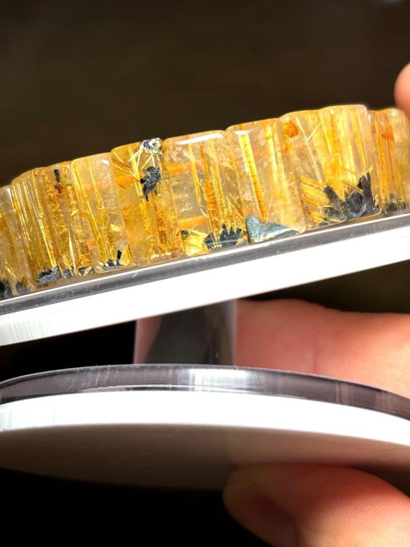 【新入荷】太陽放射タイチンルチルバングル（新品未使用）金運最強！ゴールド太針