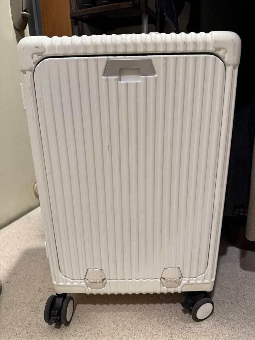 キャリーケース 白 Sサイズ