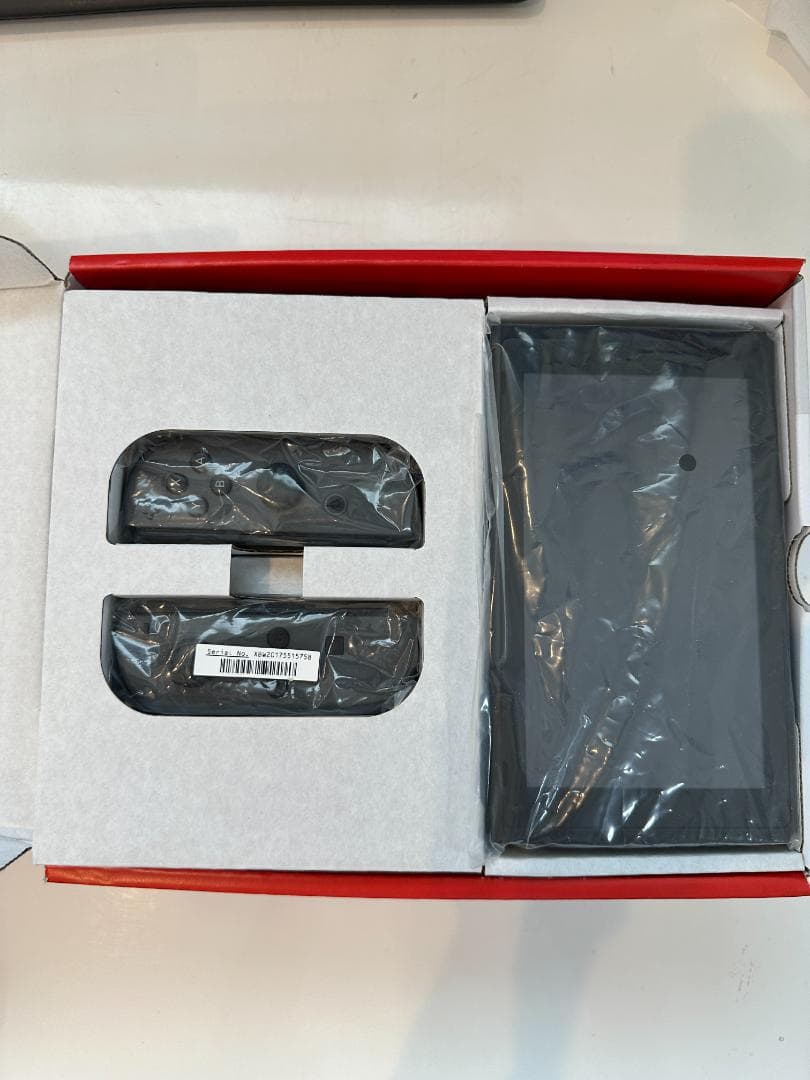 Nintendo Switch 本体 ブラック 付属品完備、おまけ 純正プロコン