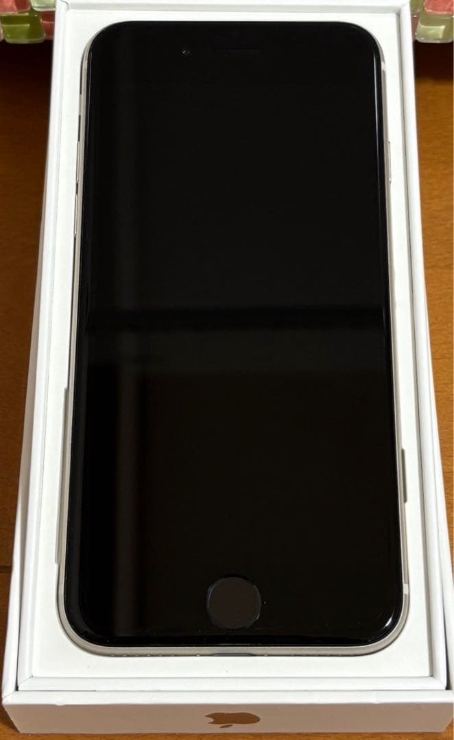 ＊美品＊iPhone SE 第3世代 64GB