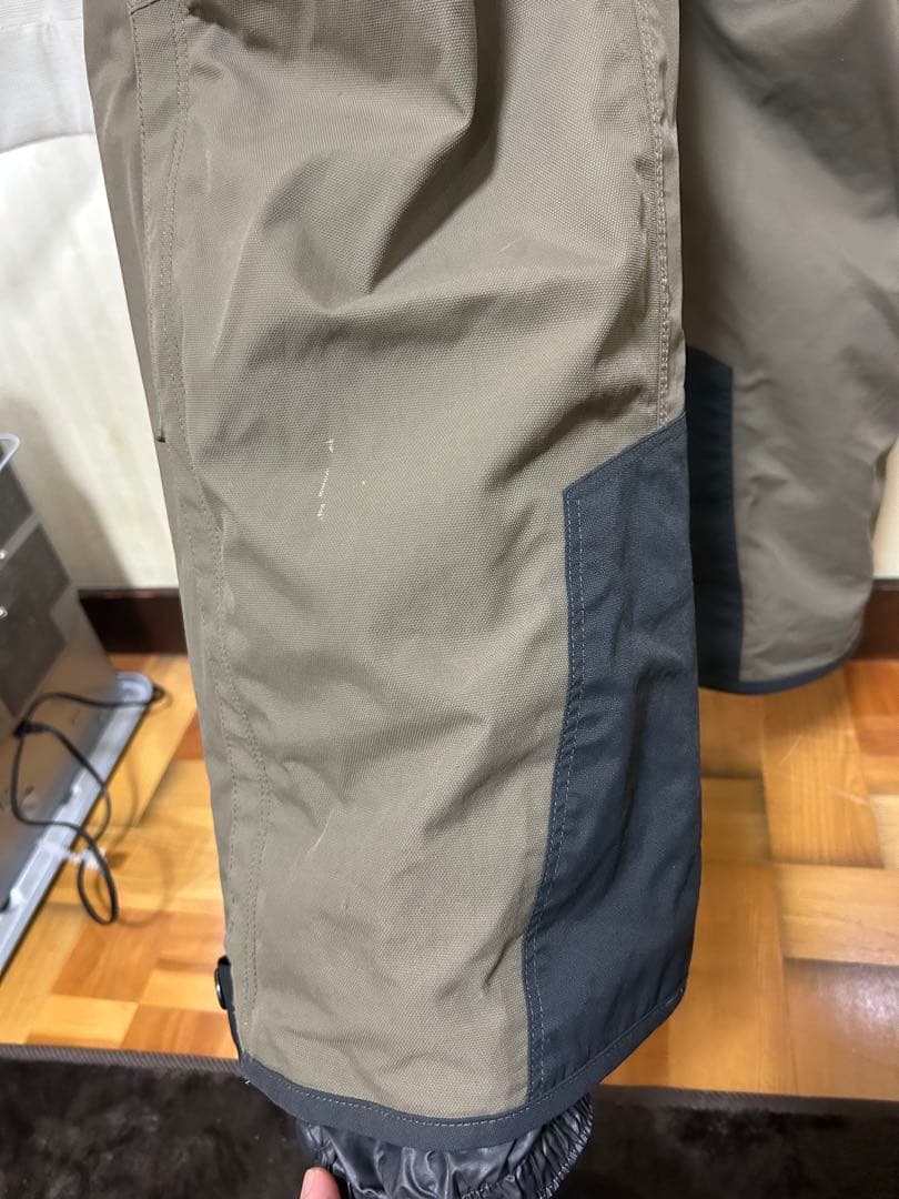 マウンテンハードウェア　ファイアフォールビブ　Sサイズ