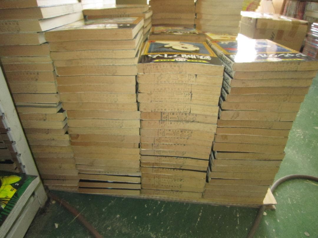 送料込み 手塚治虫漫画全集　全400巻セット中396巻