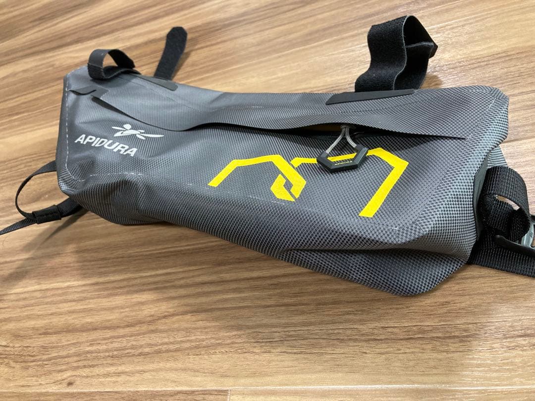 k*z様 APIDURA Expedition Frame Pack (3L)