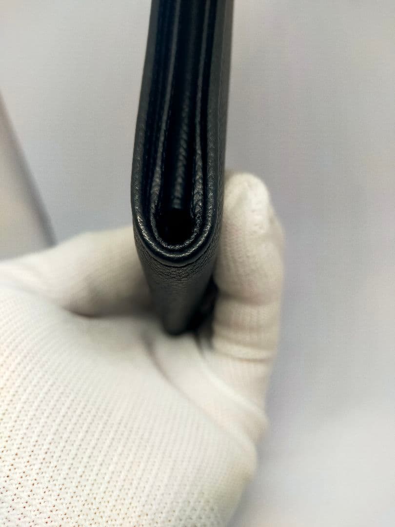 BVLGARI メンズ二つ折り財布 美品　小銭入れあり