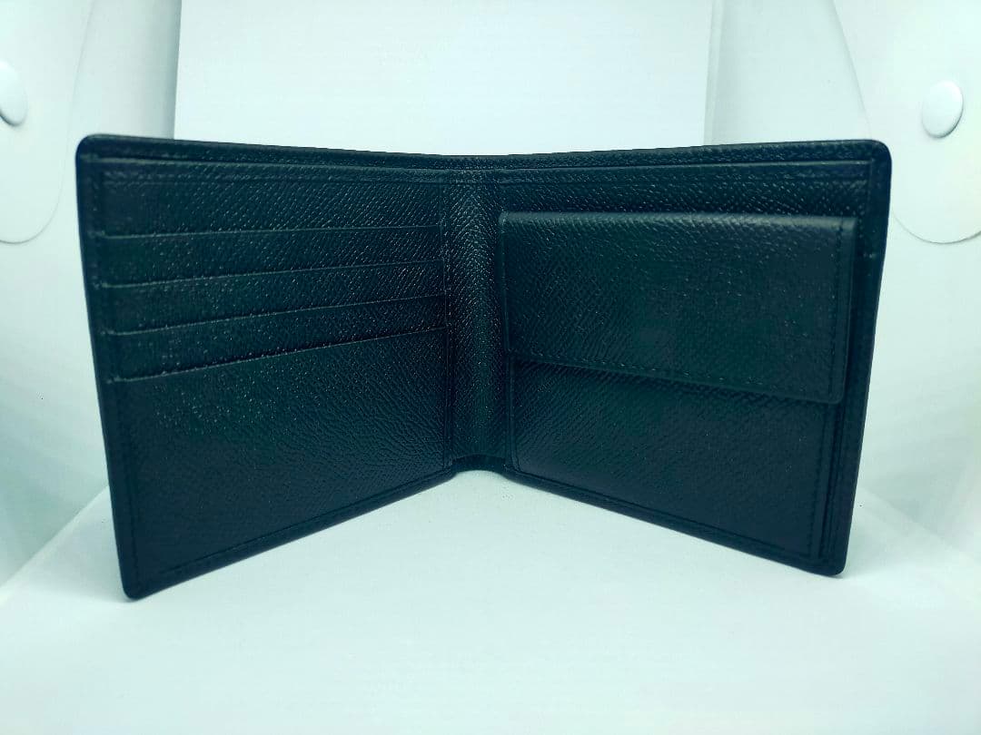 BVLGARI メンズ二つ折り財布 美品　小銭入れあり